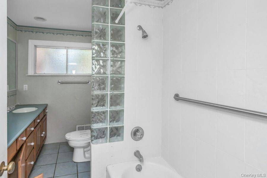 Casa com 3 Quartos à Venda em Plainview - Nova Iorque - EUA - 3