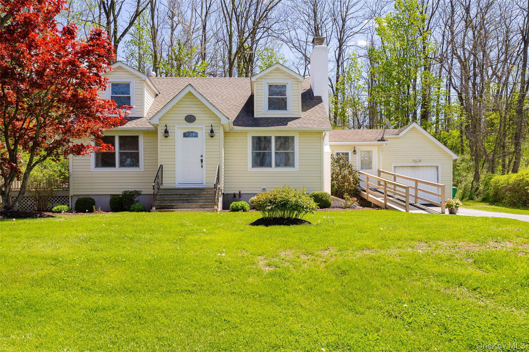 3 Bedroom Home for Sale in Pleasant Valley - New York - USA - 1