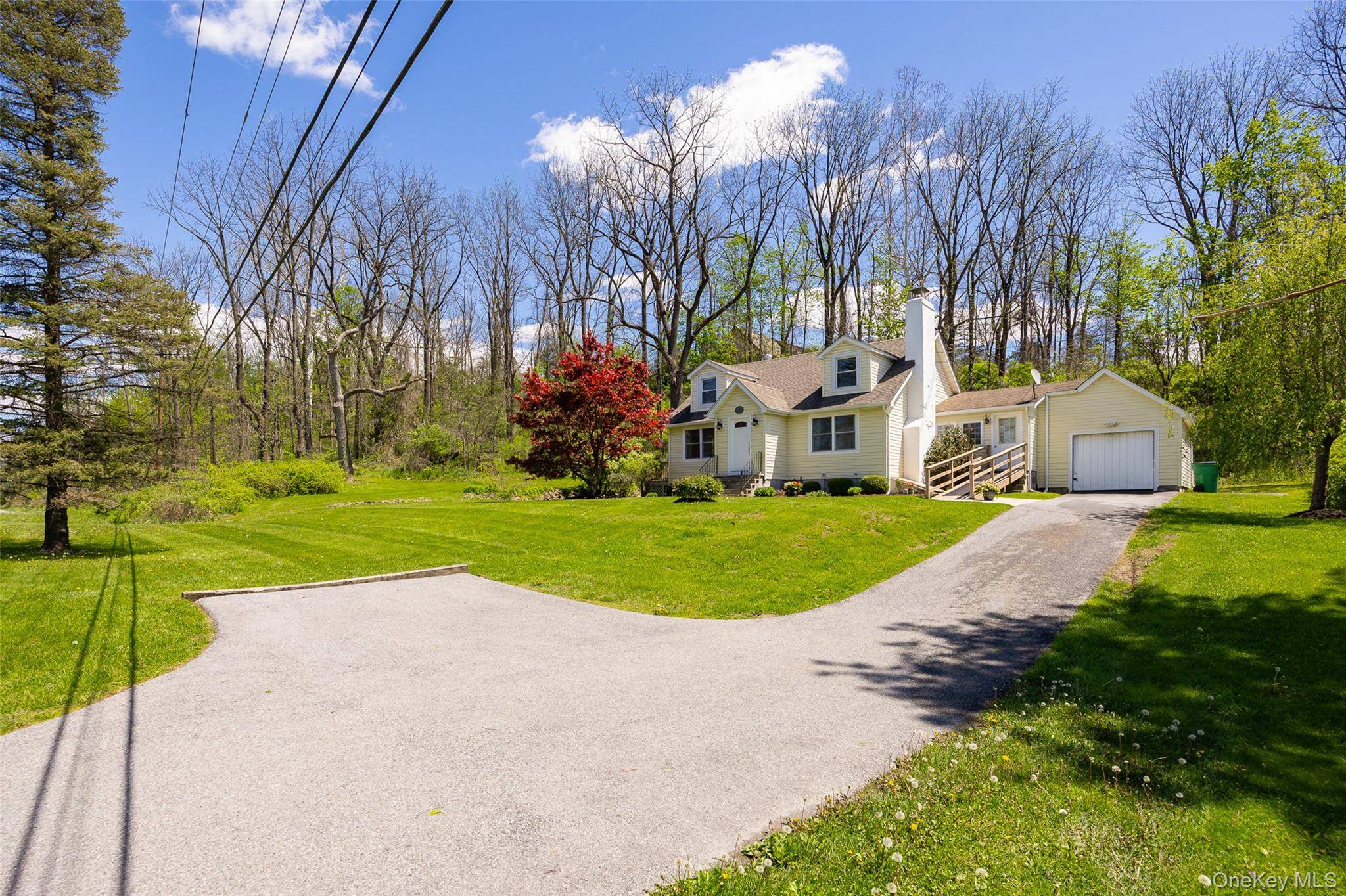3 Bedroom Home for Sale in Pleasant Valley - New York - USA - 2