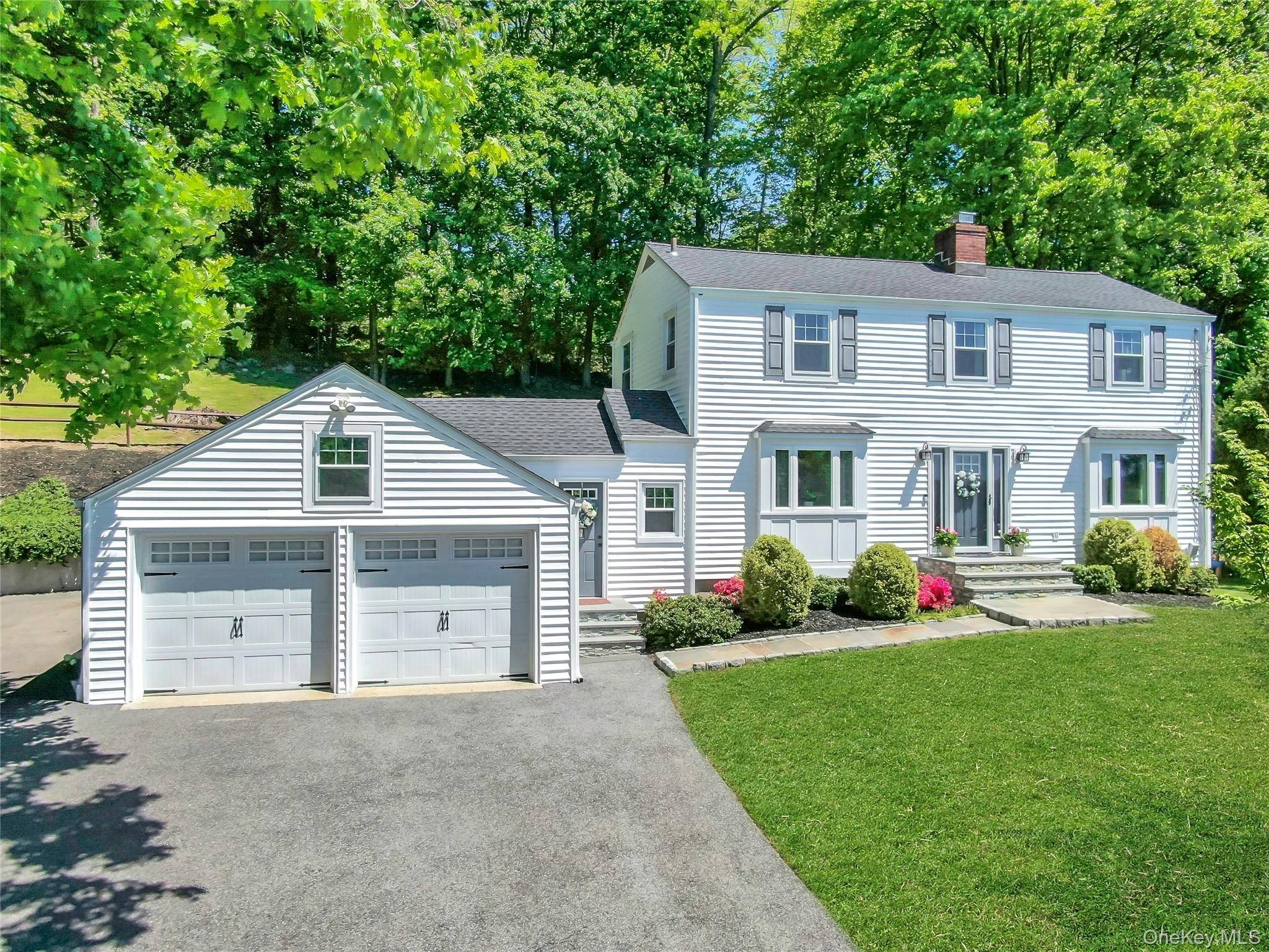 Casa de 3 Dormitorios en Venta en Pleasantville - Nueva York - EE. UU. - 2