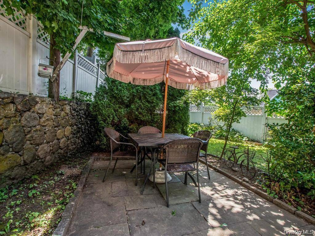 Casa com 3 Quartos à Venda em Pleasantville - Nova Iorque - EUA - 5