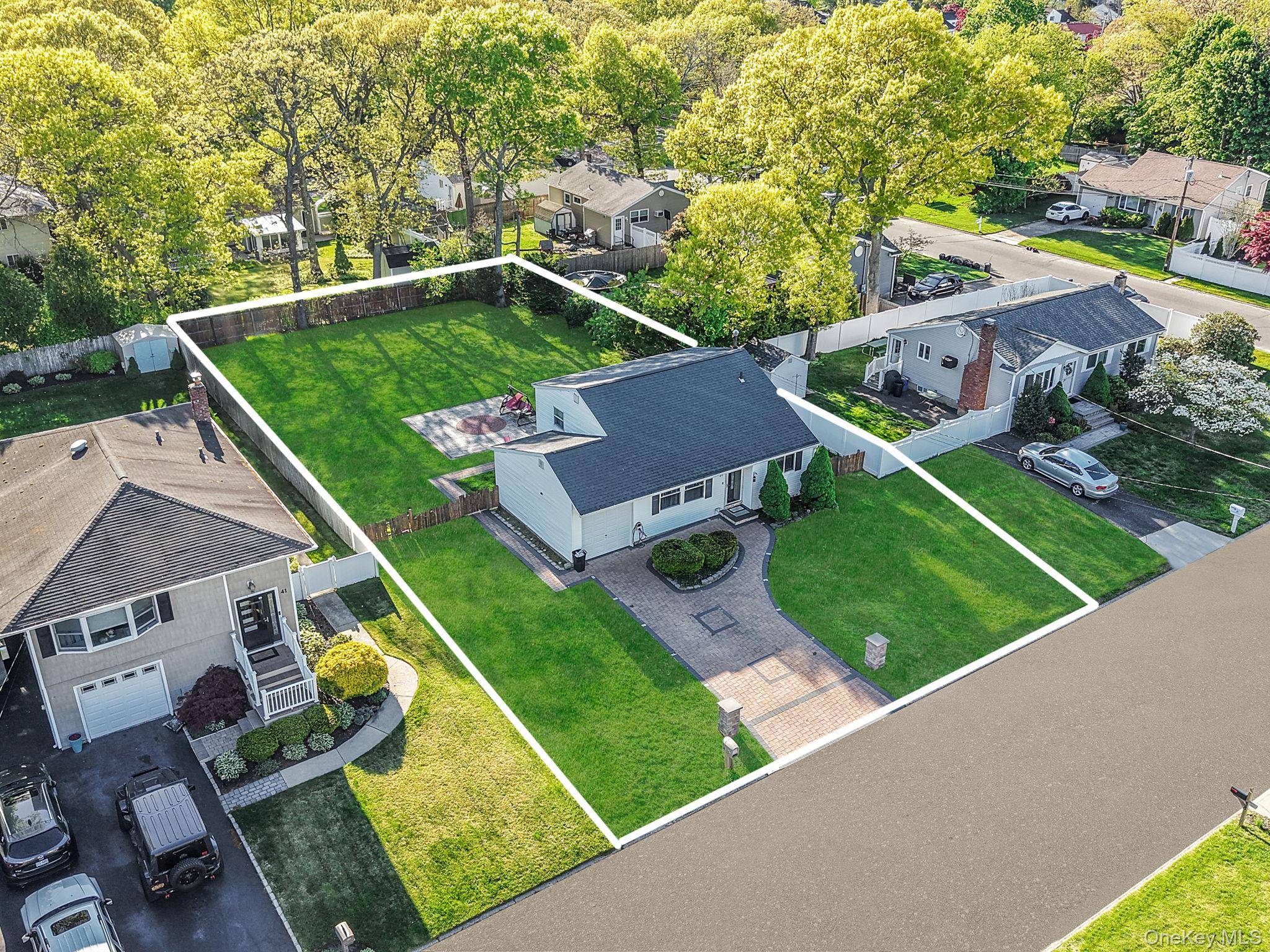Casa de 3 Dormitorios en Venta en Port Jefferson - Nueva York - EE. UU. - 4