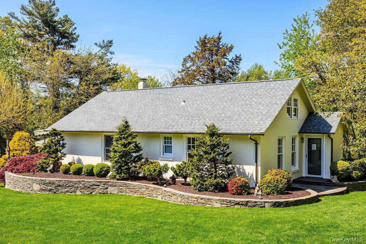 3 Bedroom Home for Sale in Port Jefferson - New York - USA - 6