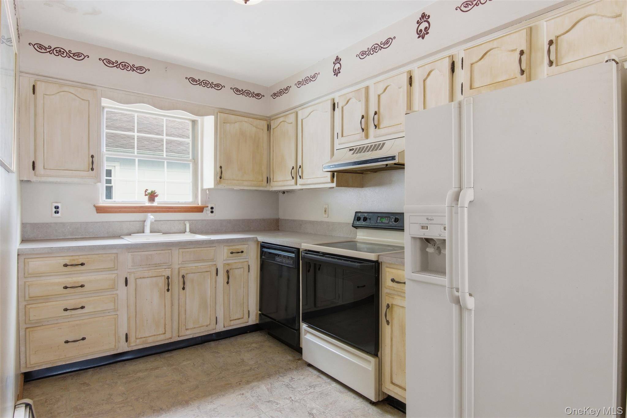 Casa de 3 Dormitorios en Venta en Port Jefferson - Nueva York - EE. UU. - 8