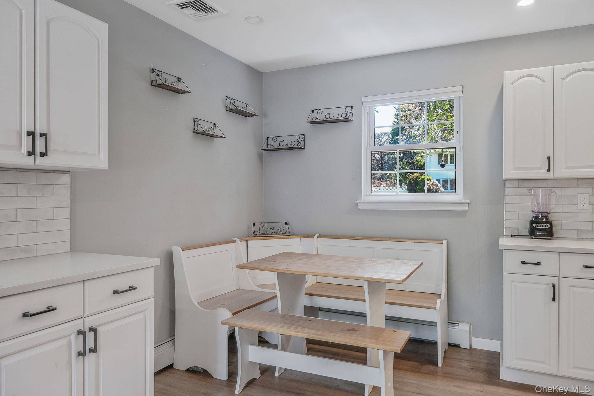 Casa com 3 Quartos à Venda em Port Jefferson Station - Nova Iorque - EUA - 7
