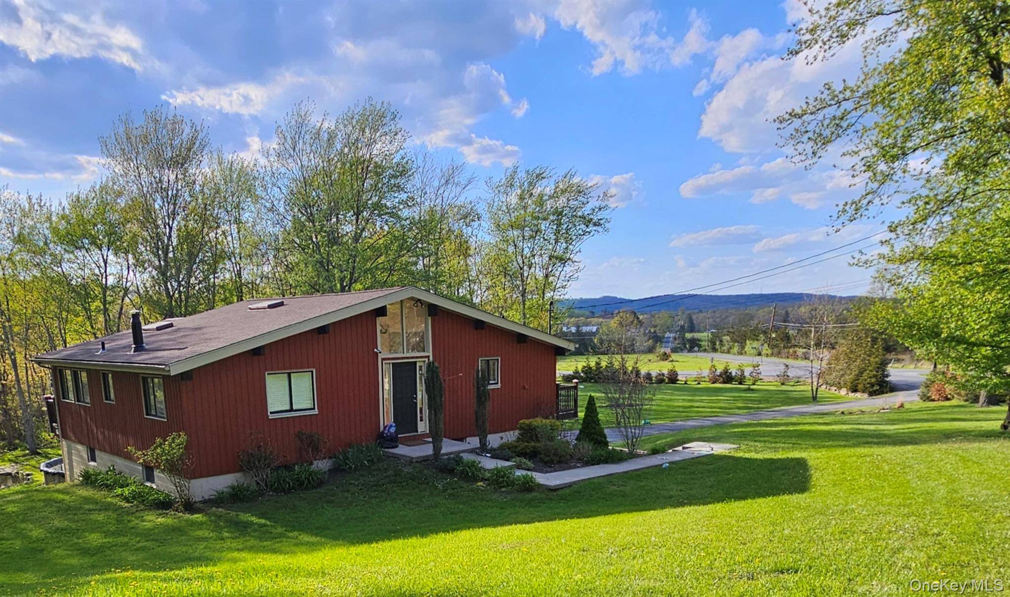 Casa de 3 Dormitorios en Venta en Port Jervis - Nueva York - EE. UU. - 1