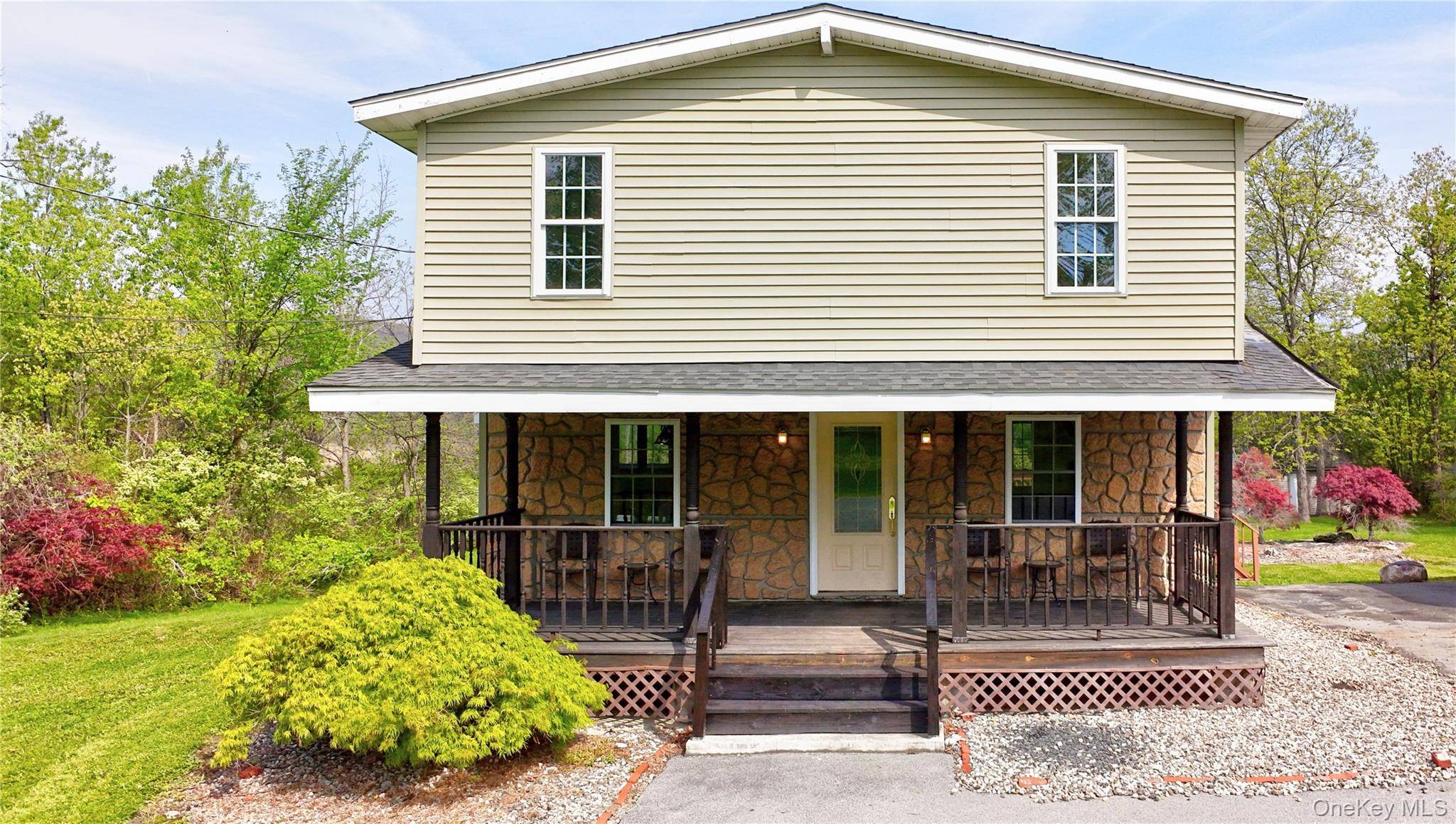 Casa de 3 Dormitorios en Venta en Port Jervis - Nueva York - EE. UU. - 1