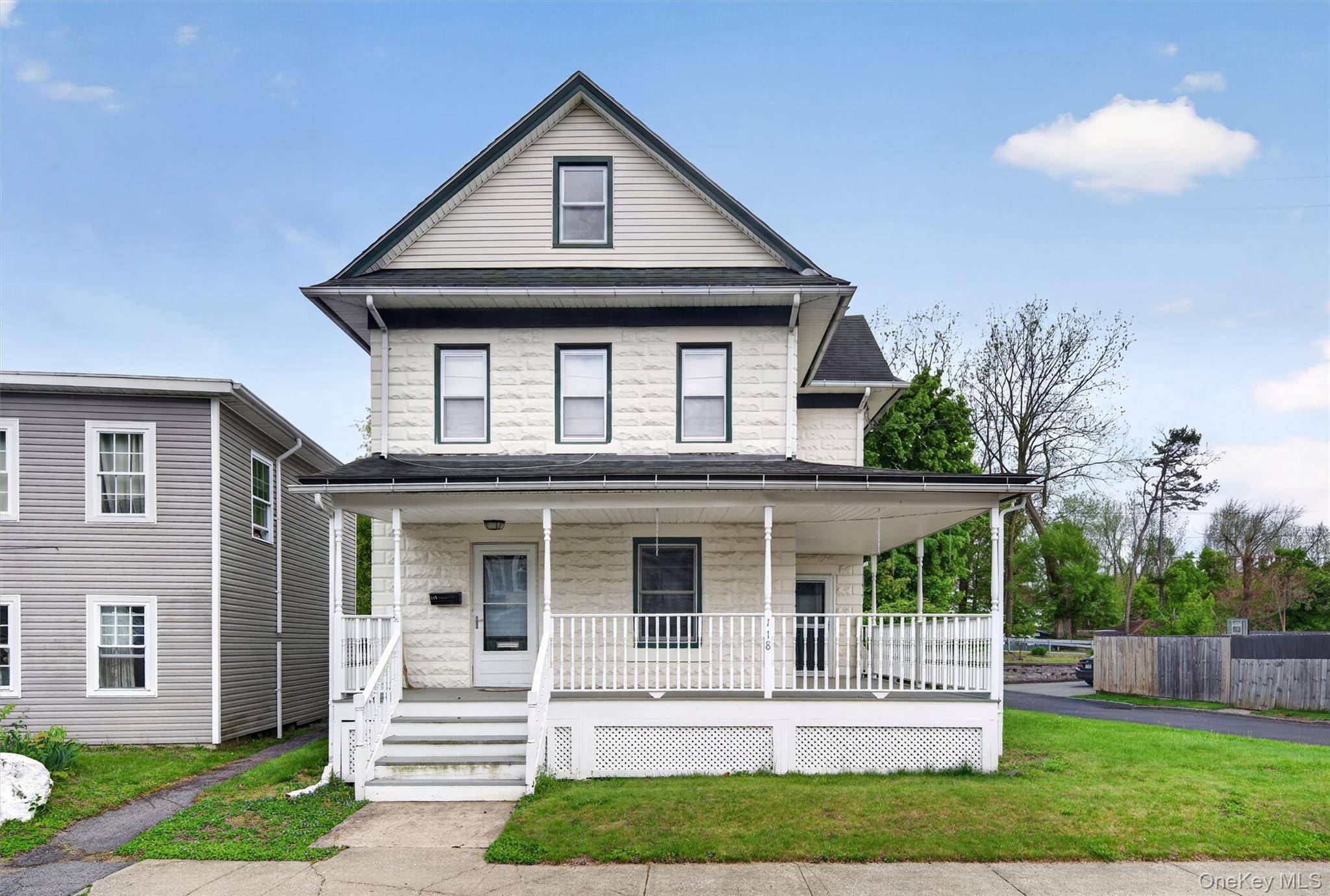 Casa de 3 Dormitorios en Venta en Port Jervis - Nueva York - EE. UU. - 1