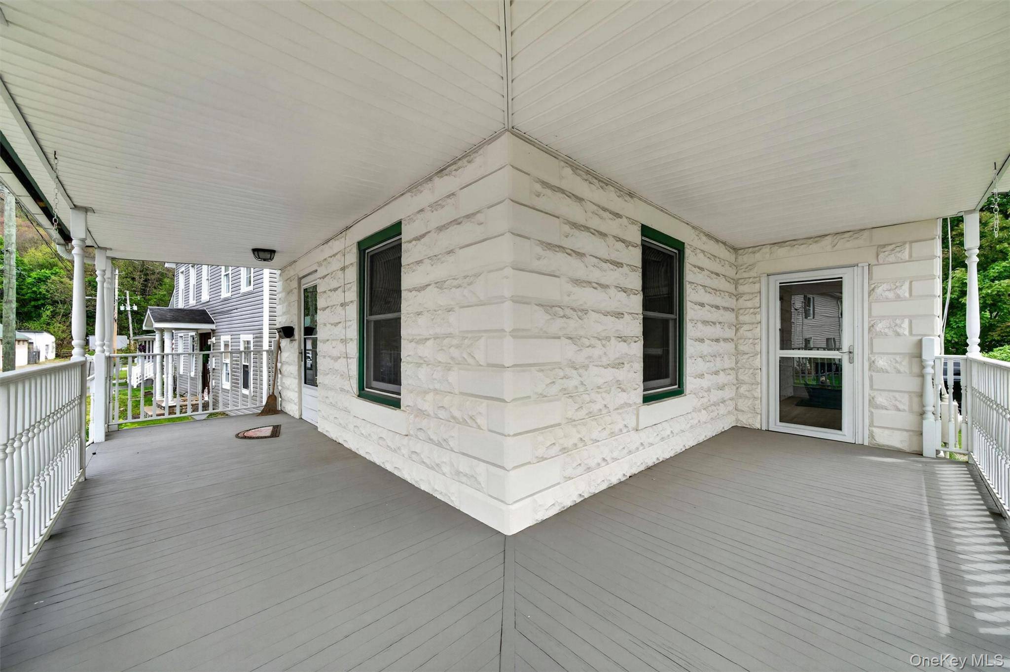 Casa de 3 Dormitorios en Venta en Port Jervis - Nueva York - EE. UU. - 5