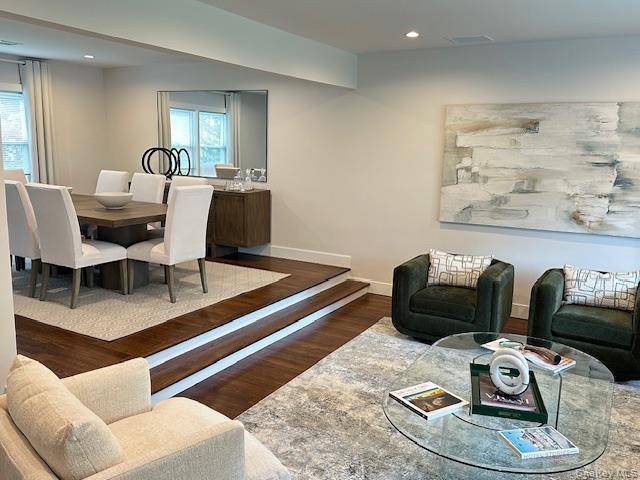 Casa de 3 Dormitorios en Venta en Port Washington - Nueva York - EE. UU. - 7