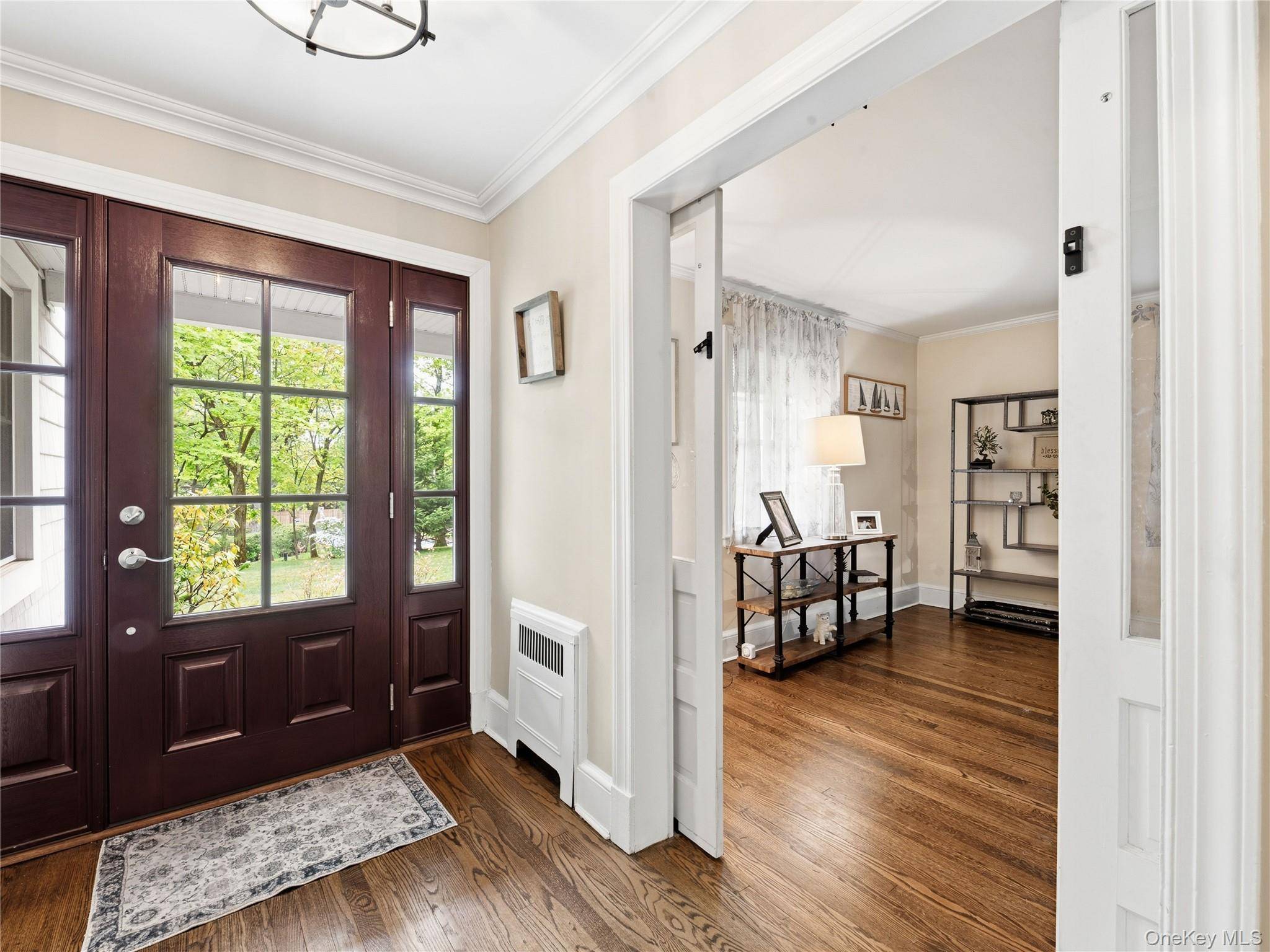 Casa de 3 Dormitorios en Venta en Port Washington - Nueva York - EE. UU. - 2