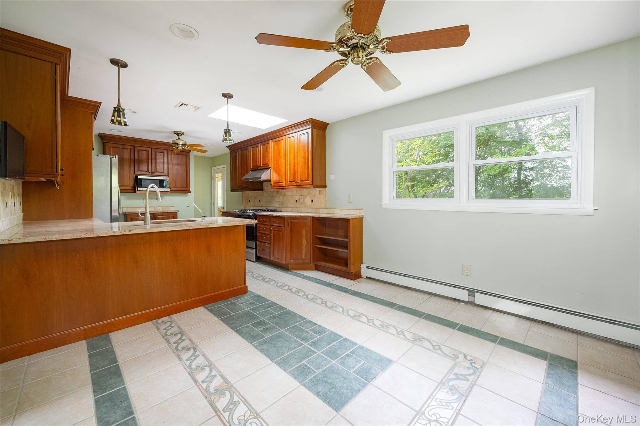 Casa com 3 Quartos à Venda em Poughkeepsie - Nova Iorque - EUA - 7