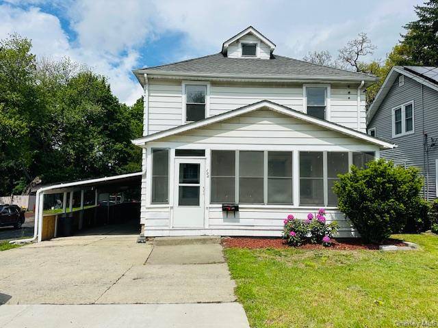 Casa com 3 Quartos à Venda em Poughkeepsie - Nova Iorque - EUA - 1