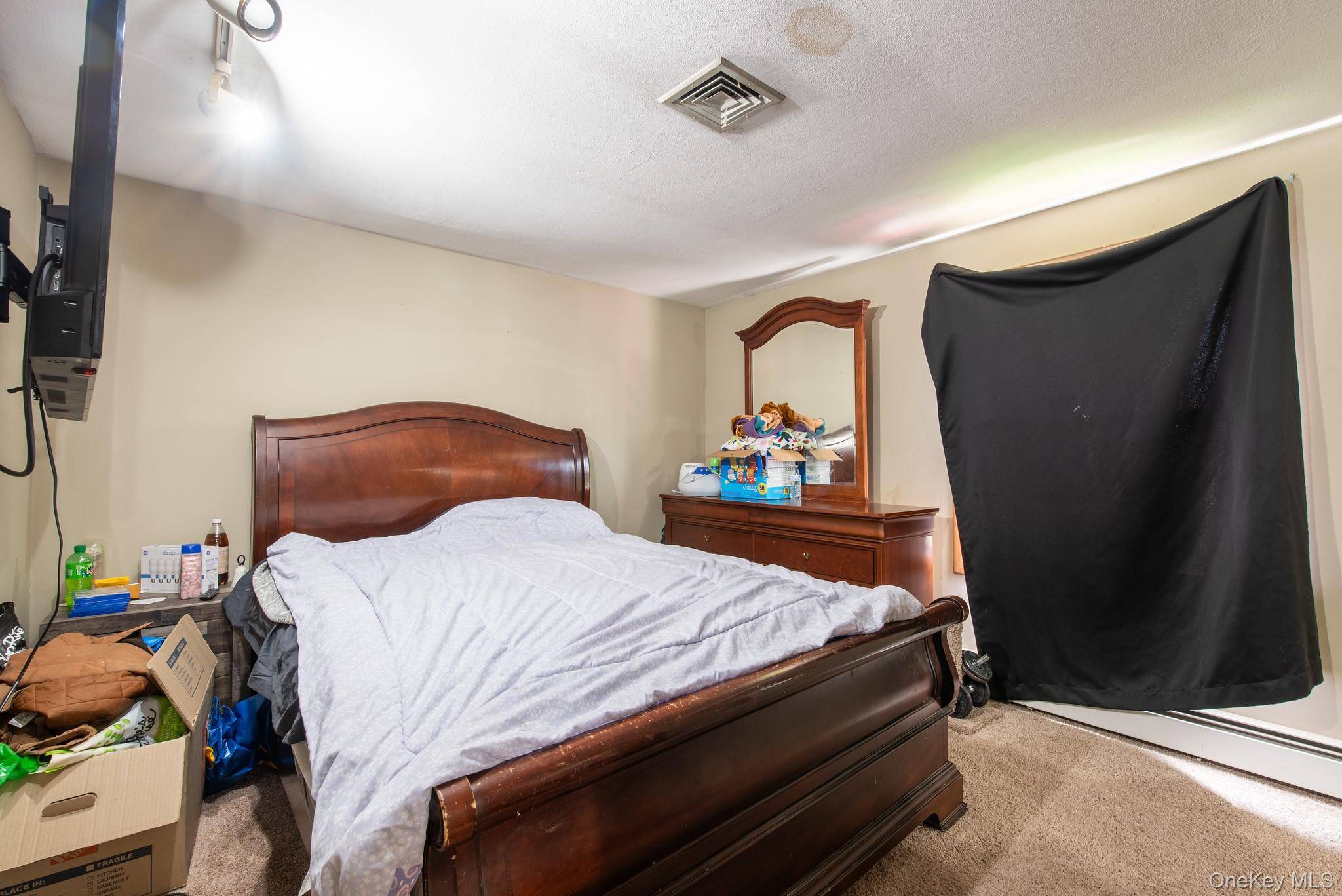 Casa com 3 Quartos à Venda em Poughkeepsie - Nova Iorque - EUA - 8