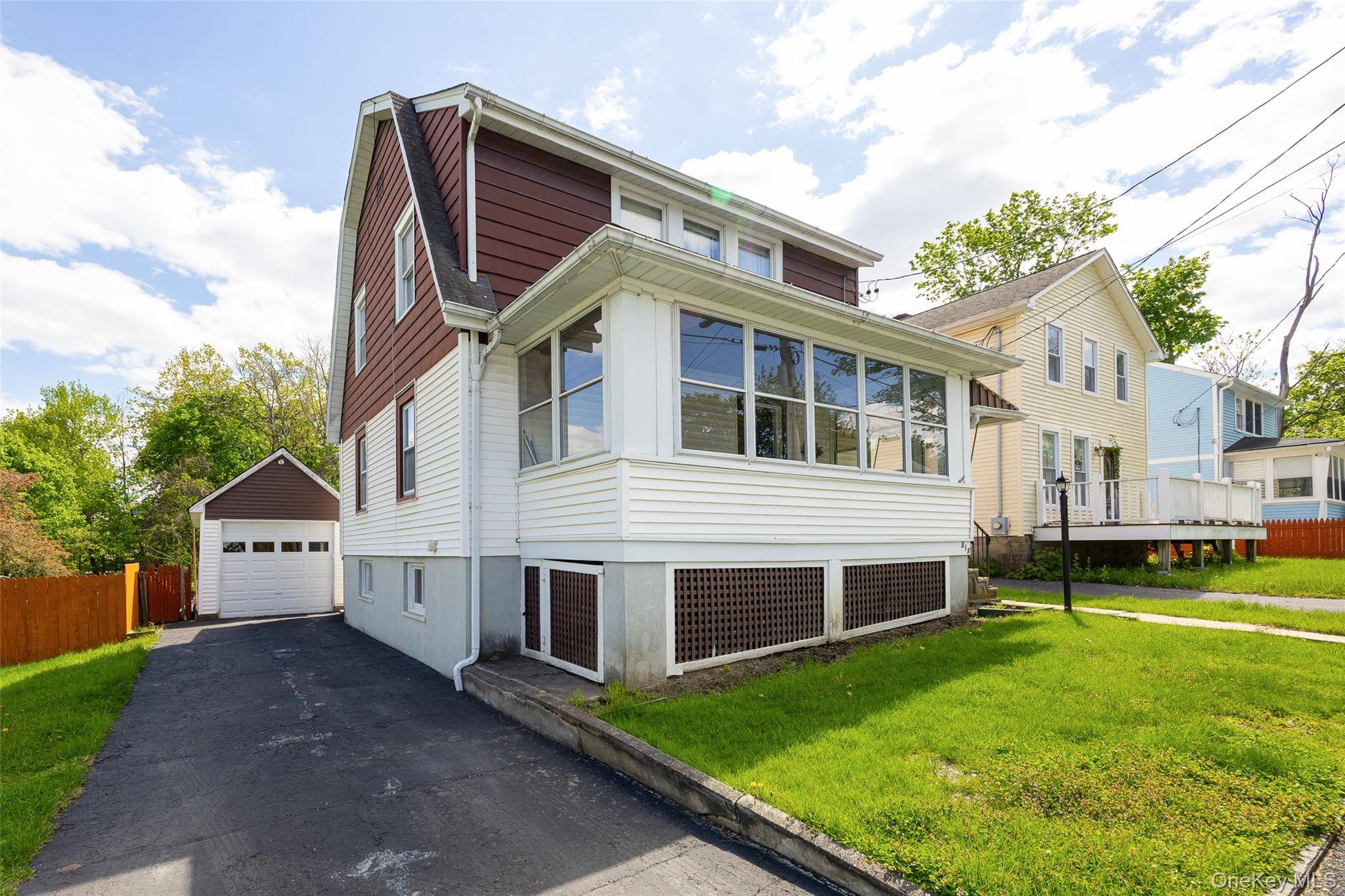 3 Bedroom Home for Sale in Poughkeepsie - New York - USA - 1
