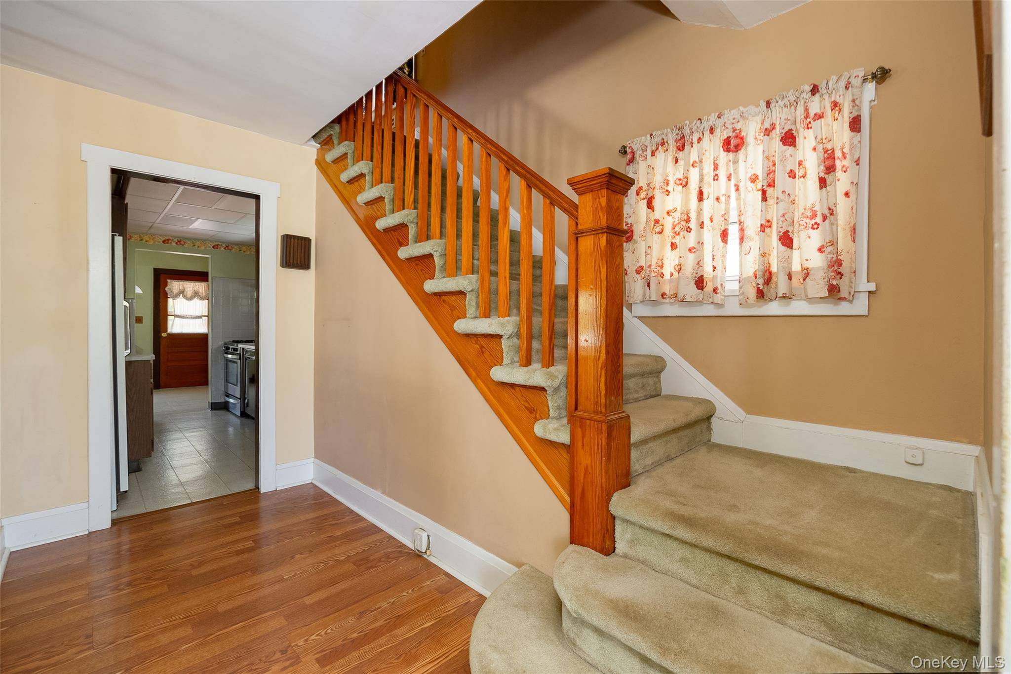 3 Bedroom Home for Sale in Poughkeepsie - New York - USA - 4