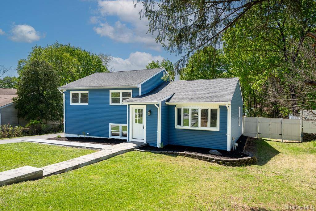 Casa com 3 Quartos à Venda em Poughkeepsie - Nova Iorque - EUA - 1