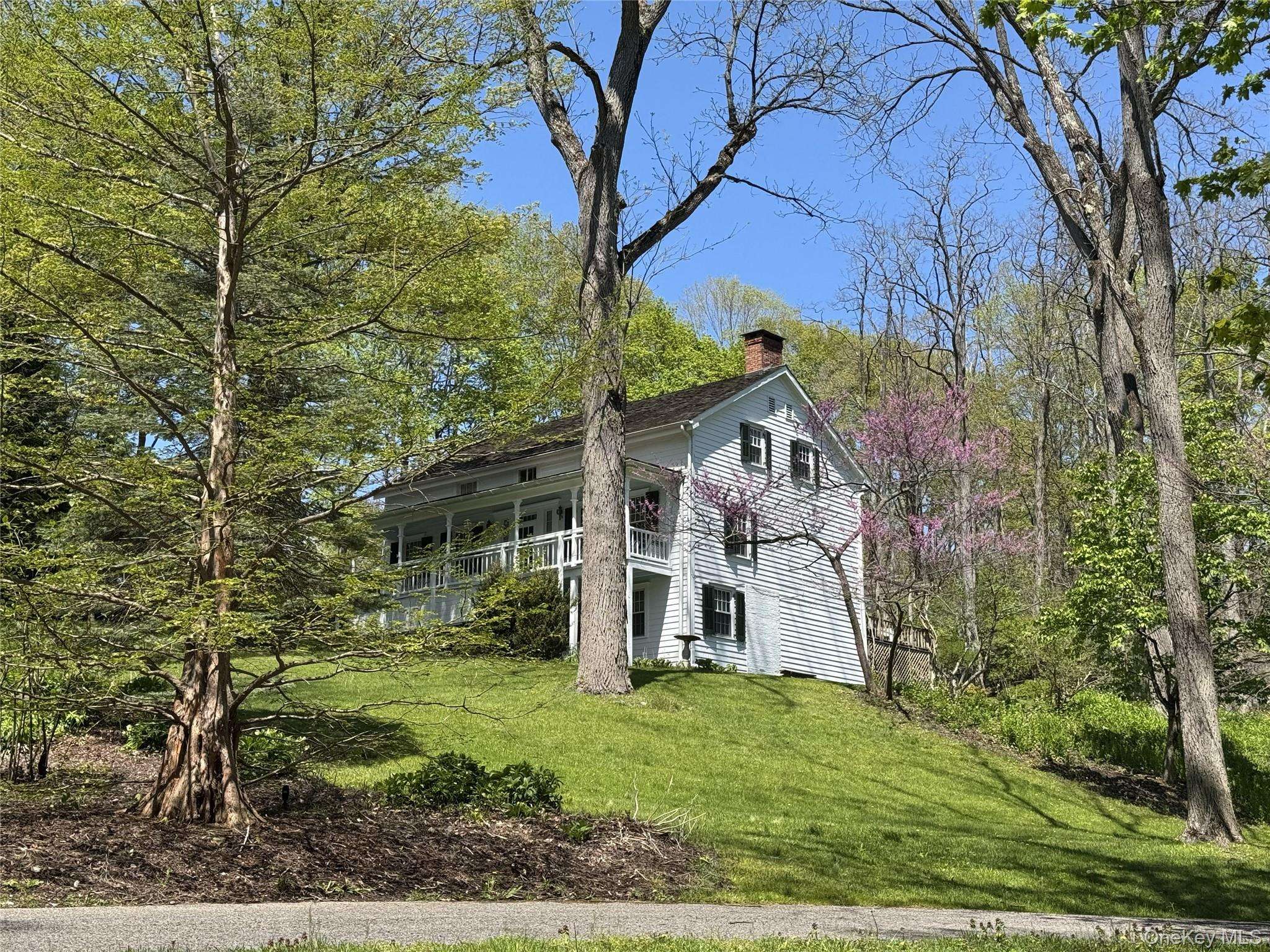 3 Bedroom Home for Sale in Poughquag - New York - USA - 2