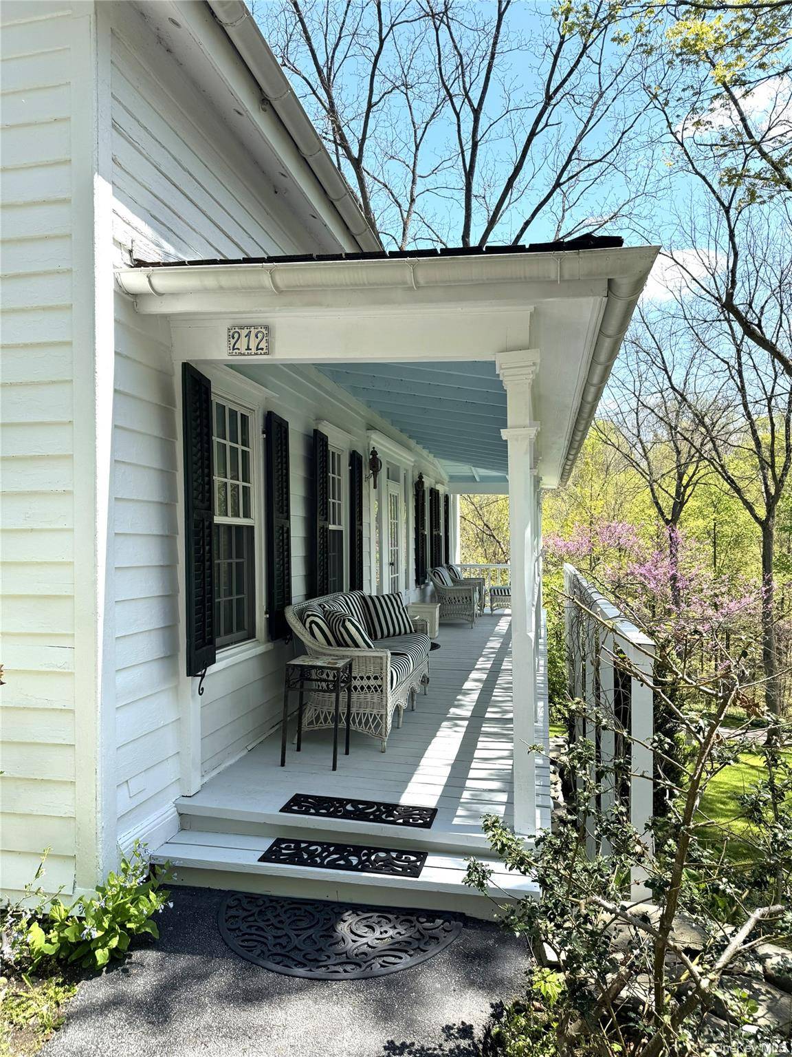 3 Bedroom Home for Sale in Poughquag - New York - USA - 3