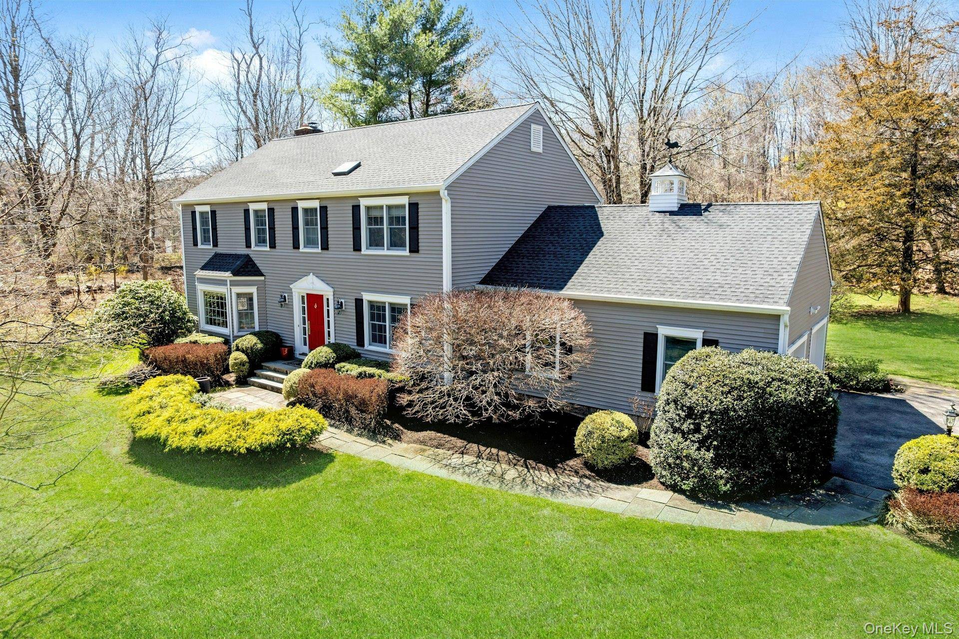 Casa de 3 Dormitorios en Venta en Pound Ridge - Nueva York - EE. UU. - 2