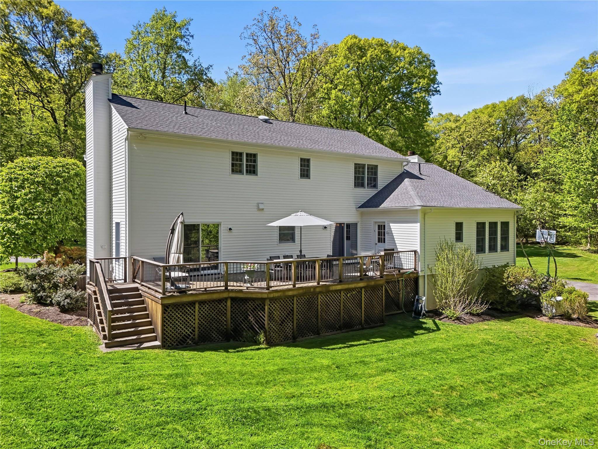 3 Bedroom Home for Sale in Pound Ridge - New York - USA - 4