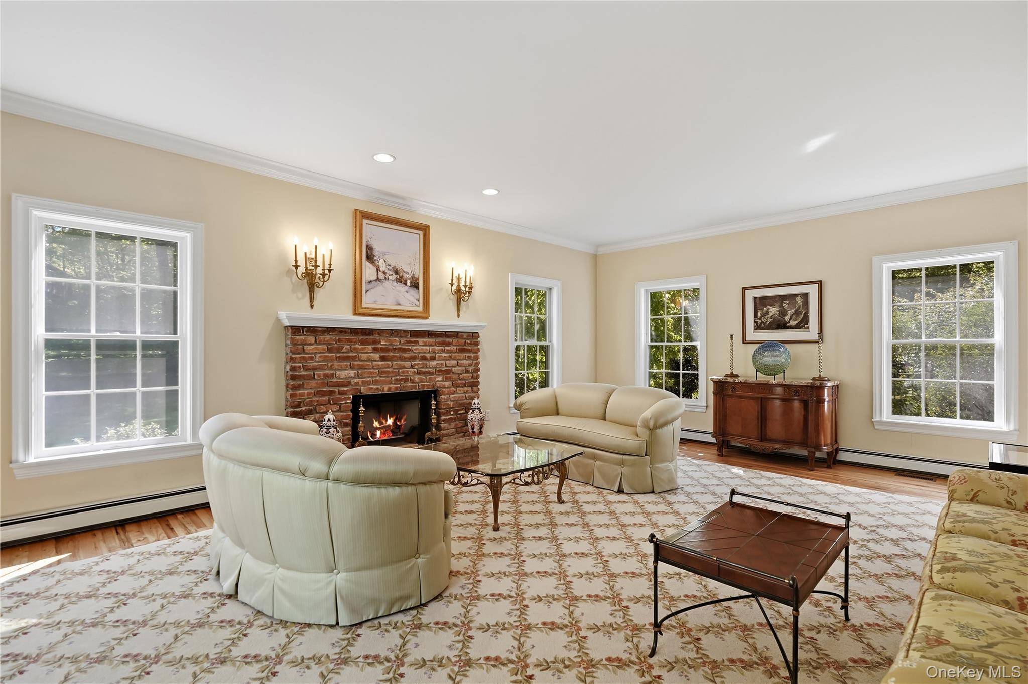 3 Bedroom Home for Sale in Pound Ridge - New York - USA - 8