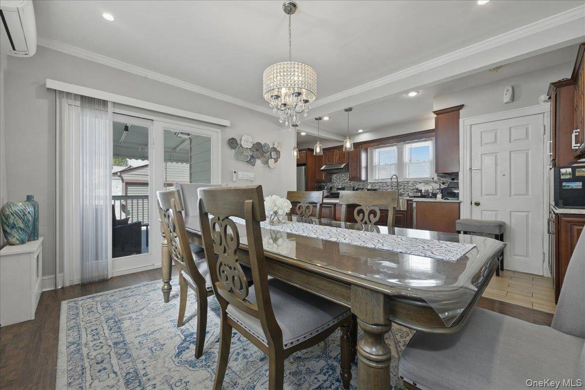 Casa de 3 Dormitorios en Venta en Queens Village - Nueva York - EE. UU. - 8