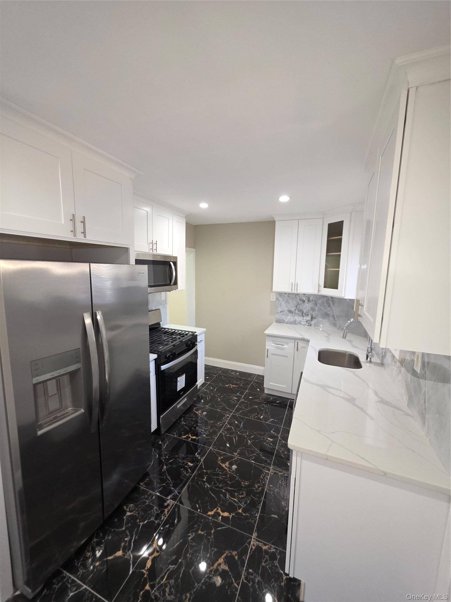 Casa de 3 Dormitorios en Venta en Queens Village - Nueva York - EE. UU. - 5