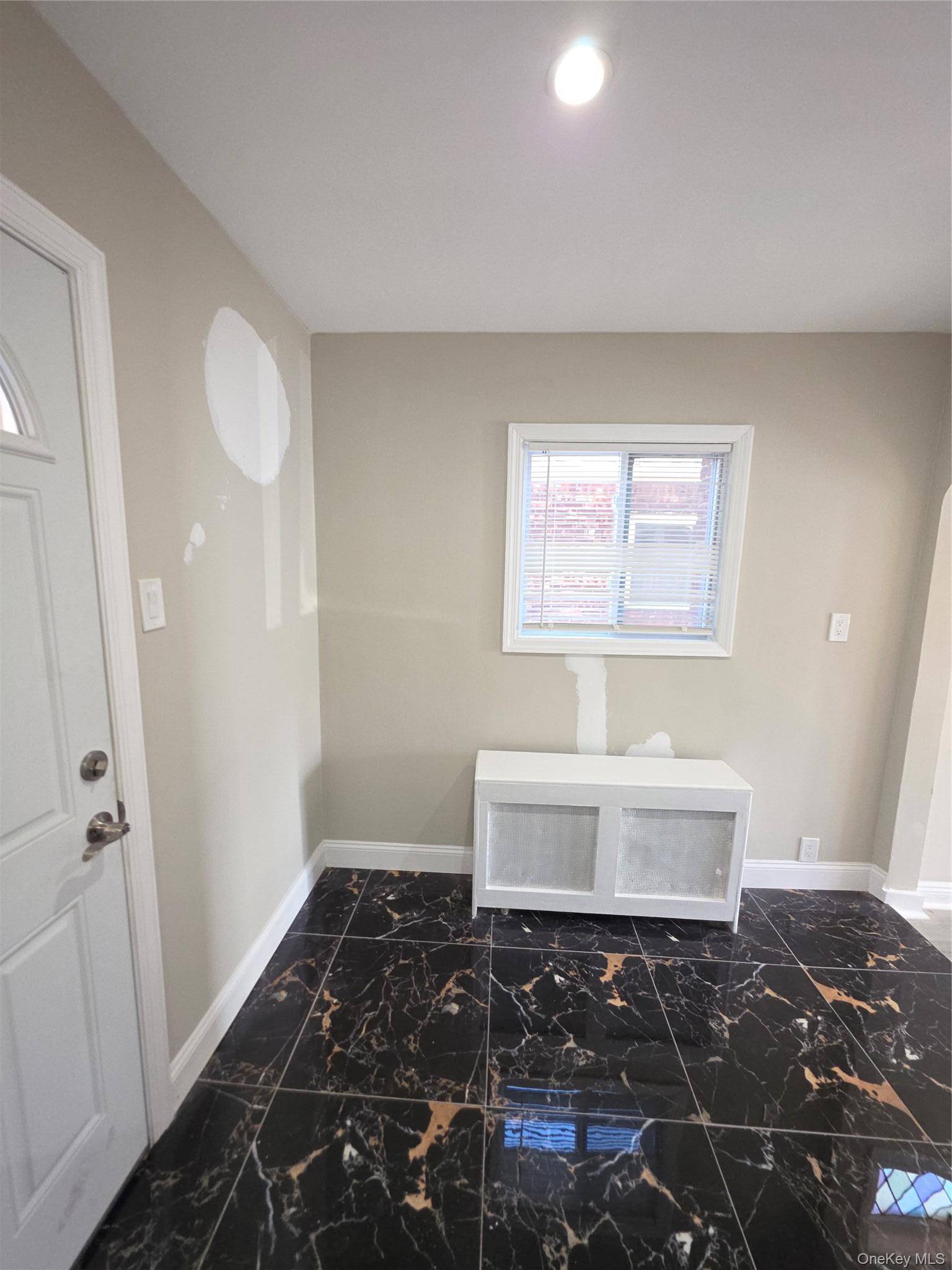 Casa de 3 Dormitorios en Venta en Queens Village - Nueva York - EE. UU. - 6