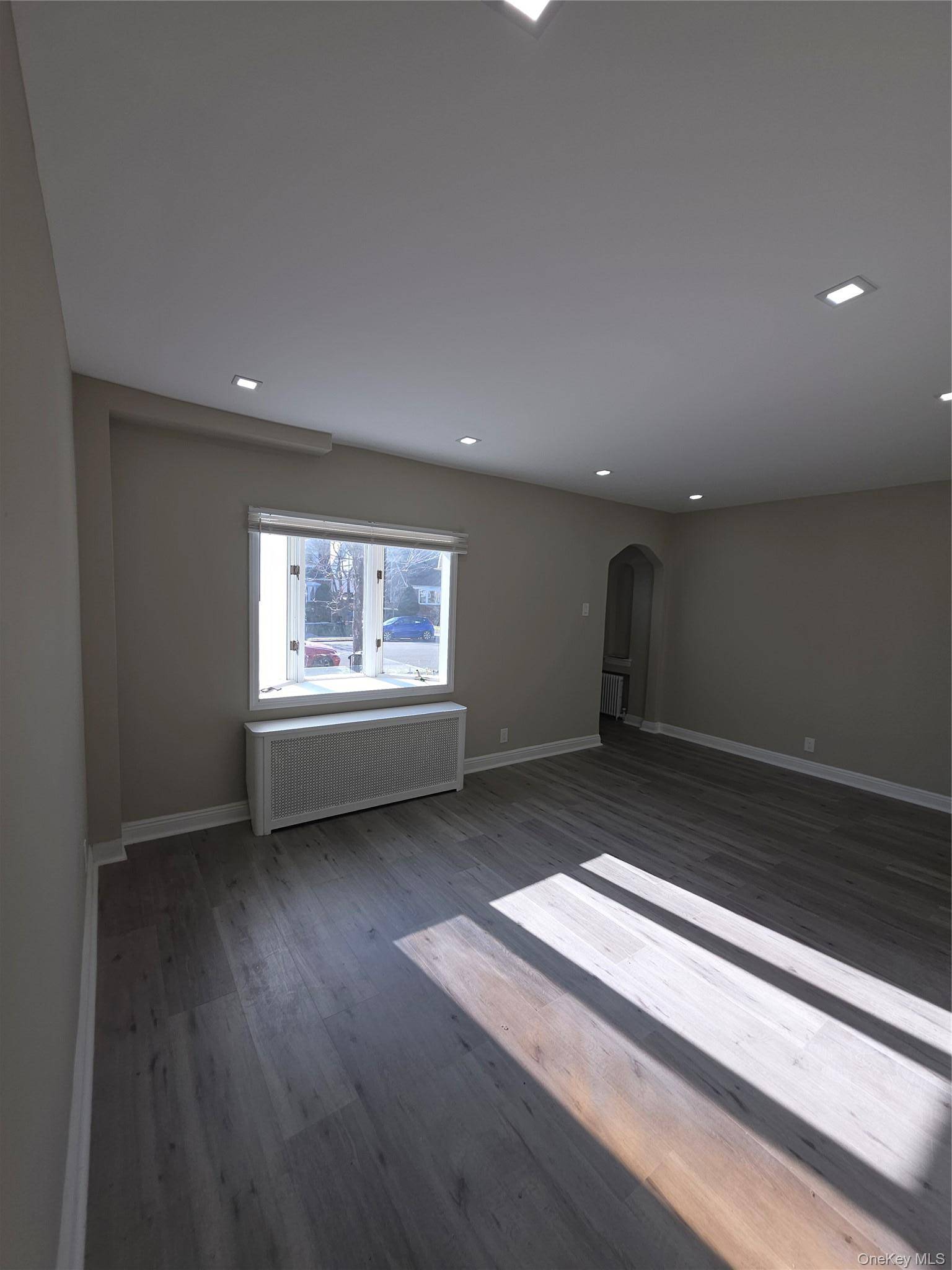 Casa de 3 Dormitorios en Venta en Queens Village - Nueva York - EE. UU. - 7