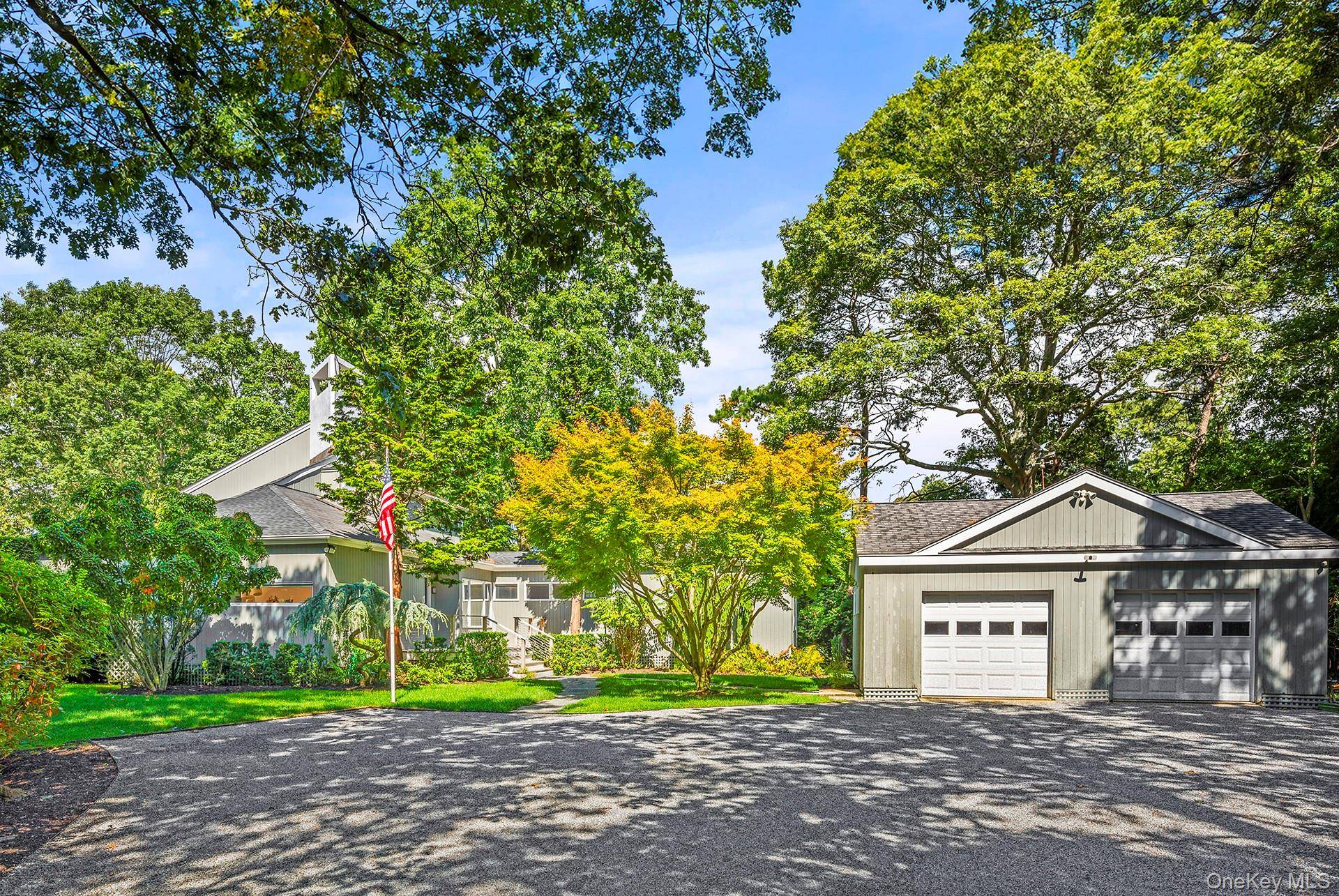 3 Bedroom Home for Sale in Quogue - New York - USA - 4
