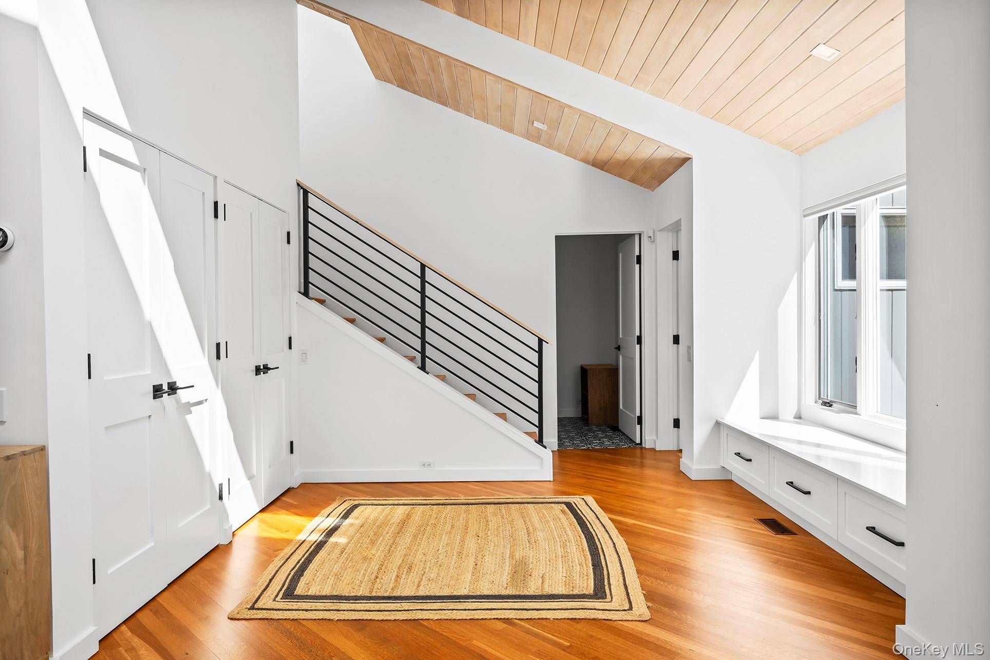3 Bedroom Home for Sale in Quogue - New York - USA - 5