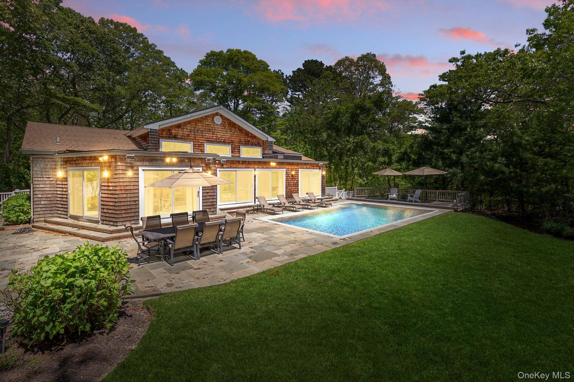 Casa de 3 Dormitorios en Venta en Quogue - Nueva York - EE. UU. - 2