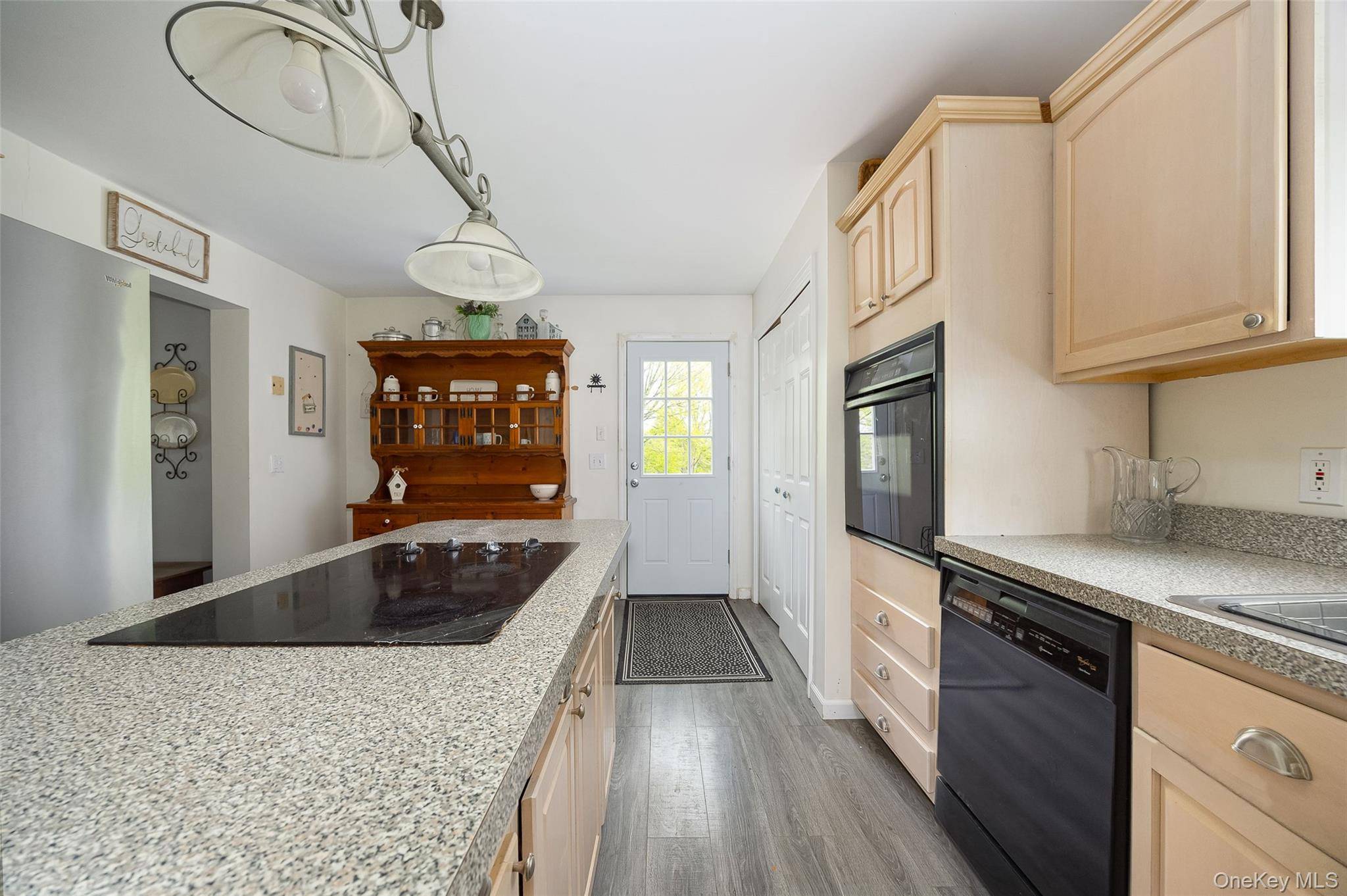 3 Bedroom Home for Sale in Red Hook - New York - USA - 6