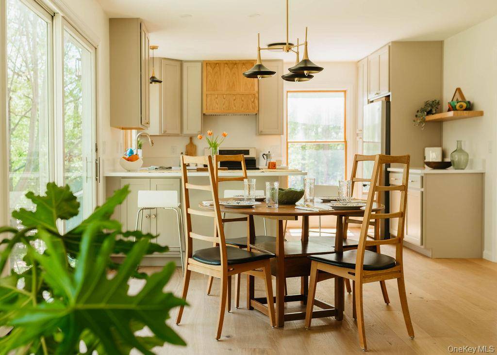 3 Bedroom Home for Sale in Red Hook - New York - USA - 7
