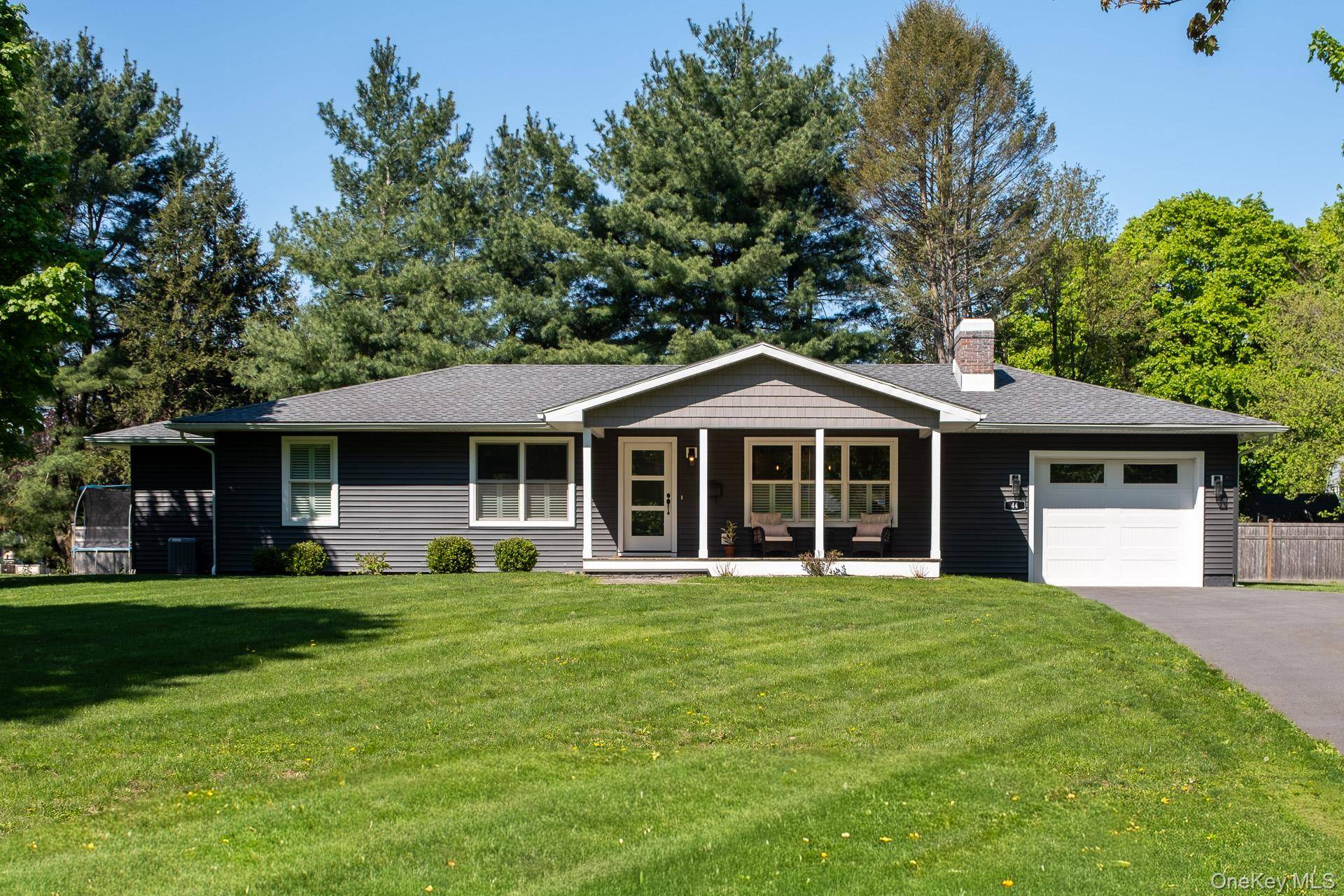 3 Bedroom Home for Sale in Rhinebeck - New York - USA - 1