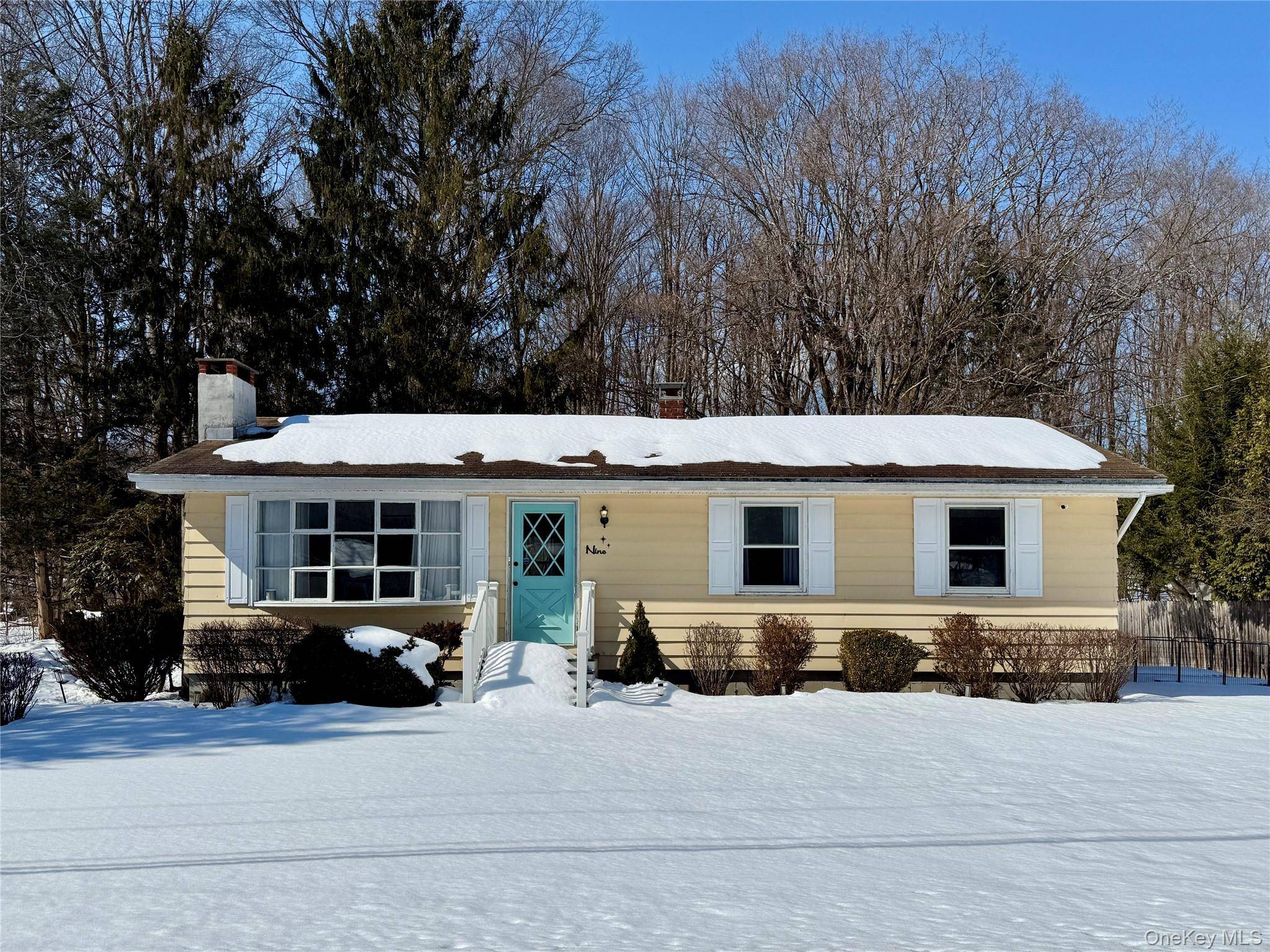 Casa de 3 Dormitorios en Venta en Rhinebeck - Nueva York - EE. UU. - 1