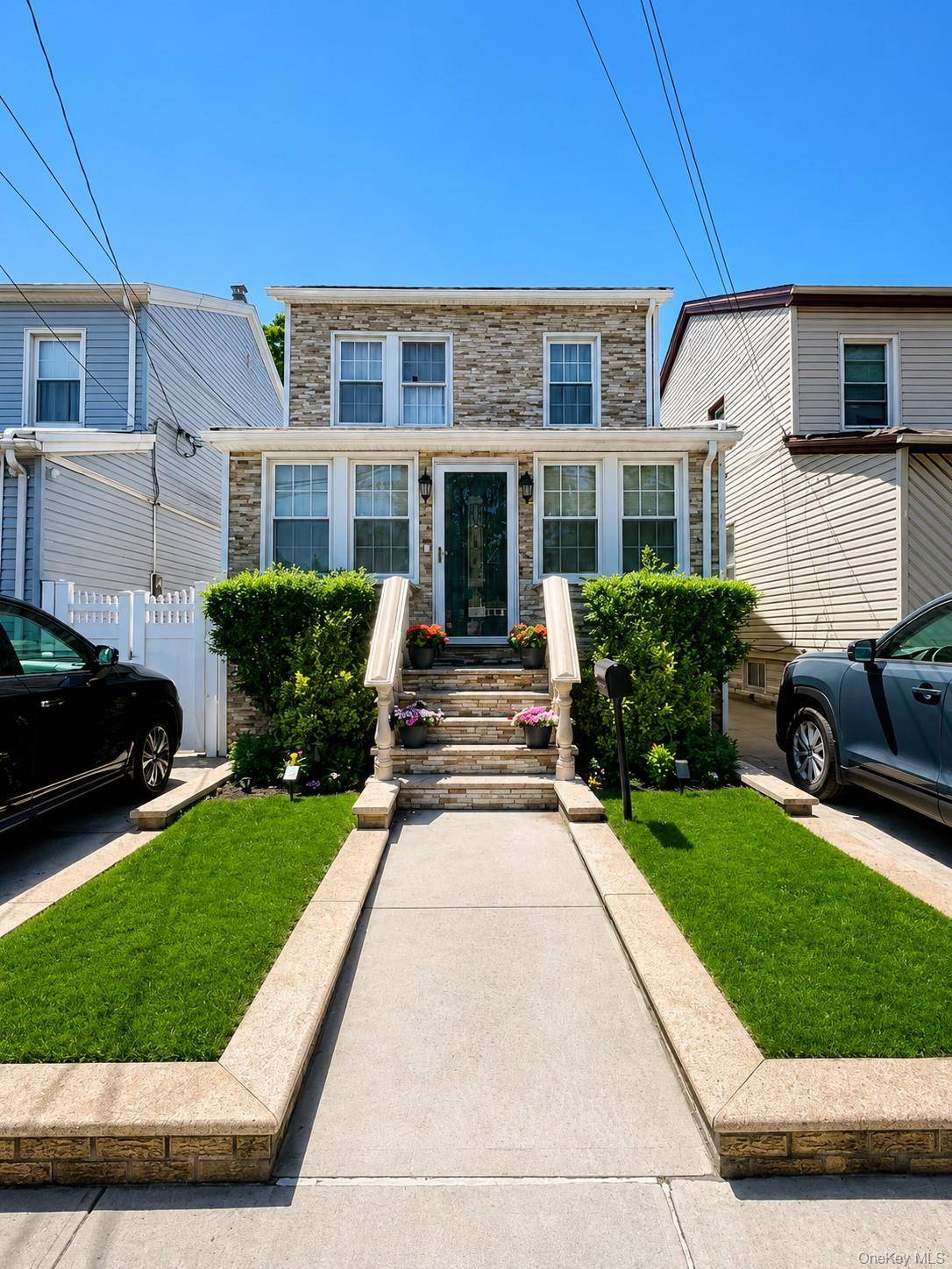 Casa com 3 Quartos à Venda em Richmond Hill - Nova Iorque - EUA - 1