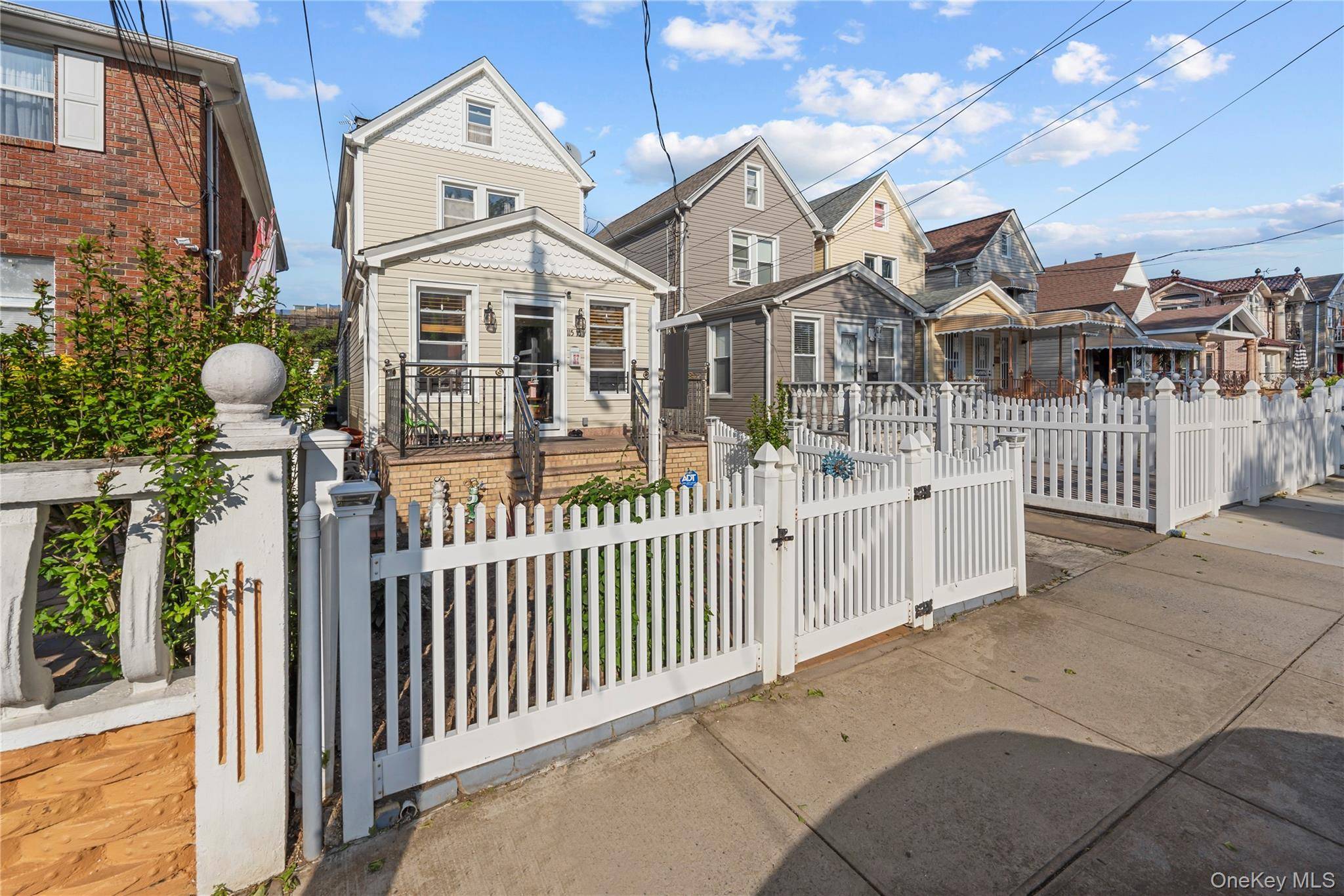 Casa com 3 Quartos à Venda em Richmond Hill S. - Nova Iorque - EUA - 3