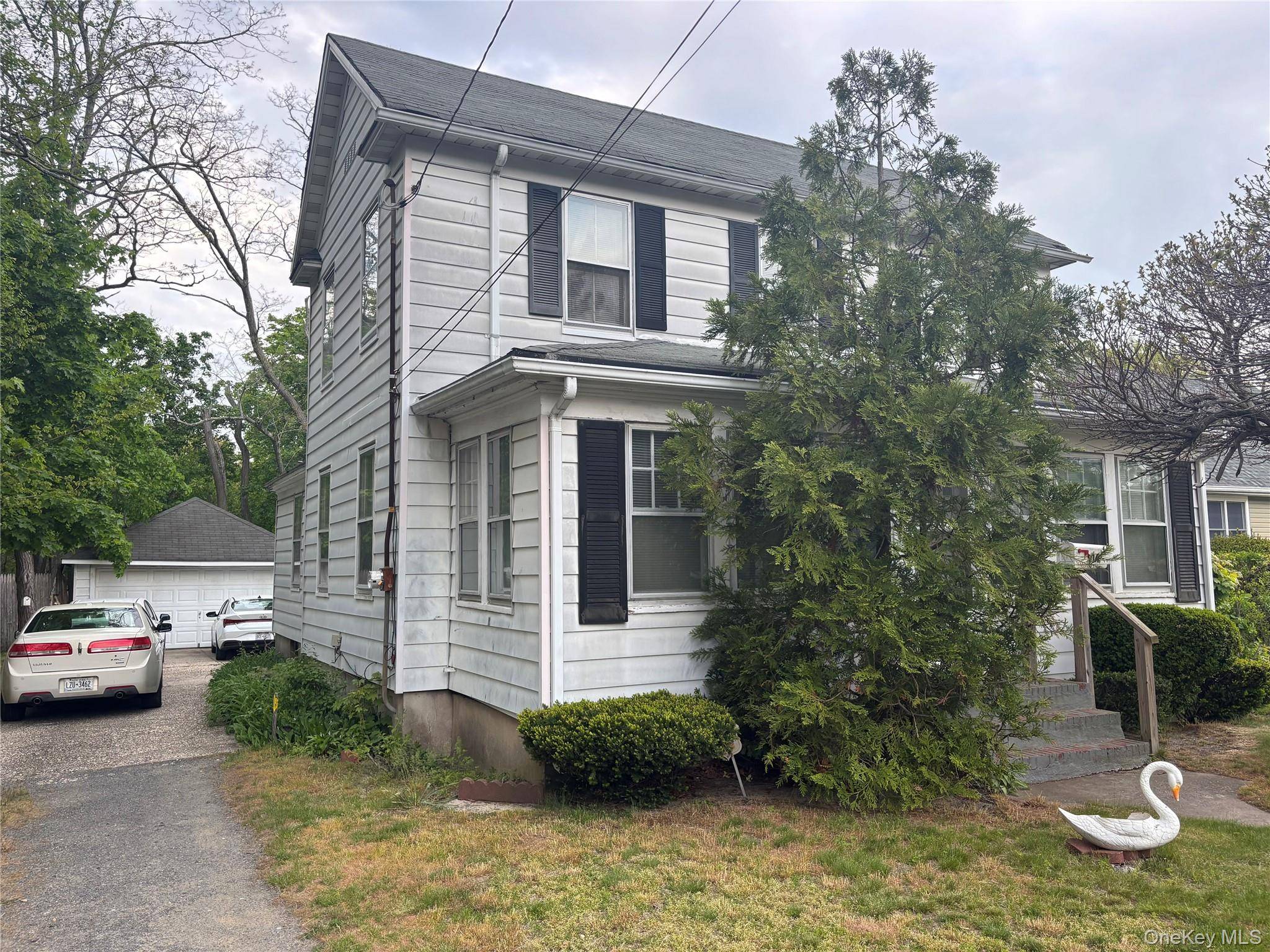 Casa com 3 Quartos à Venda em Riverhead - Nova Iorque - EUA - 1
