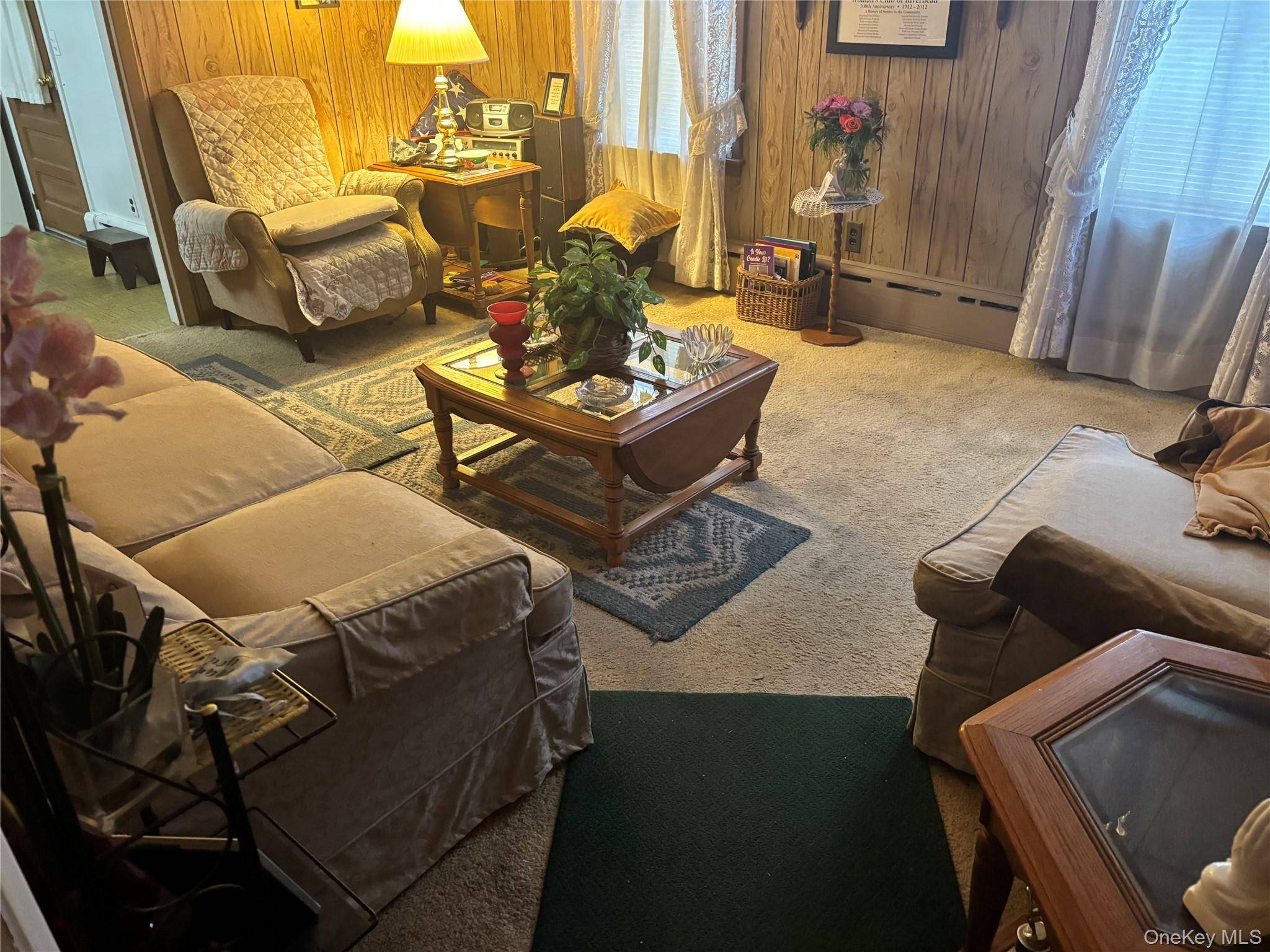Casa com 3 Quartos à Venda em Riverhead - Nova Iorque - EUA - 2