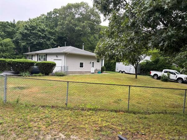 Casa com 3 Quartos à Venda em Riverhead - Nova Iorque - EUA - 5