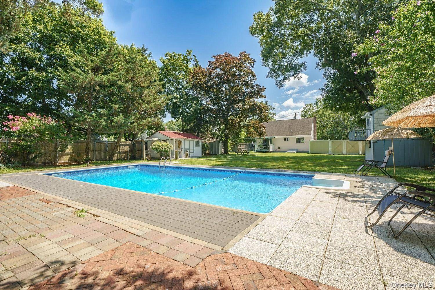Casa com 3 Quartos à Venda em Riverhead - Nova Iorque - EUA - 4