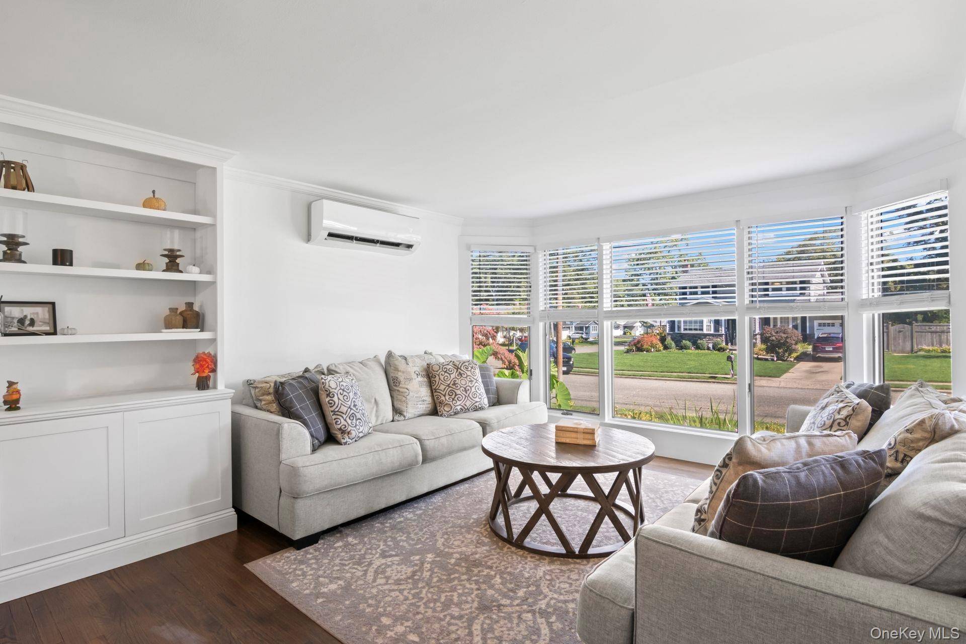 Casa com 3 Quartos à Venda em Ronkonkoma - Nova Iorque - EUA - 6