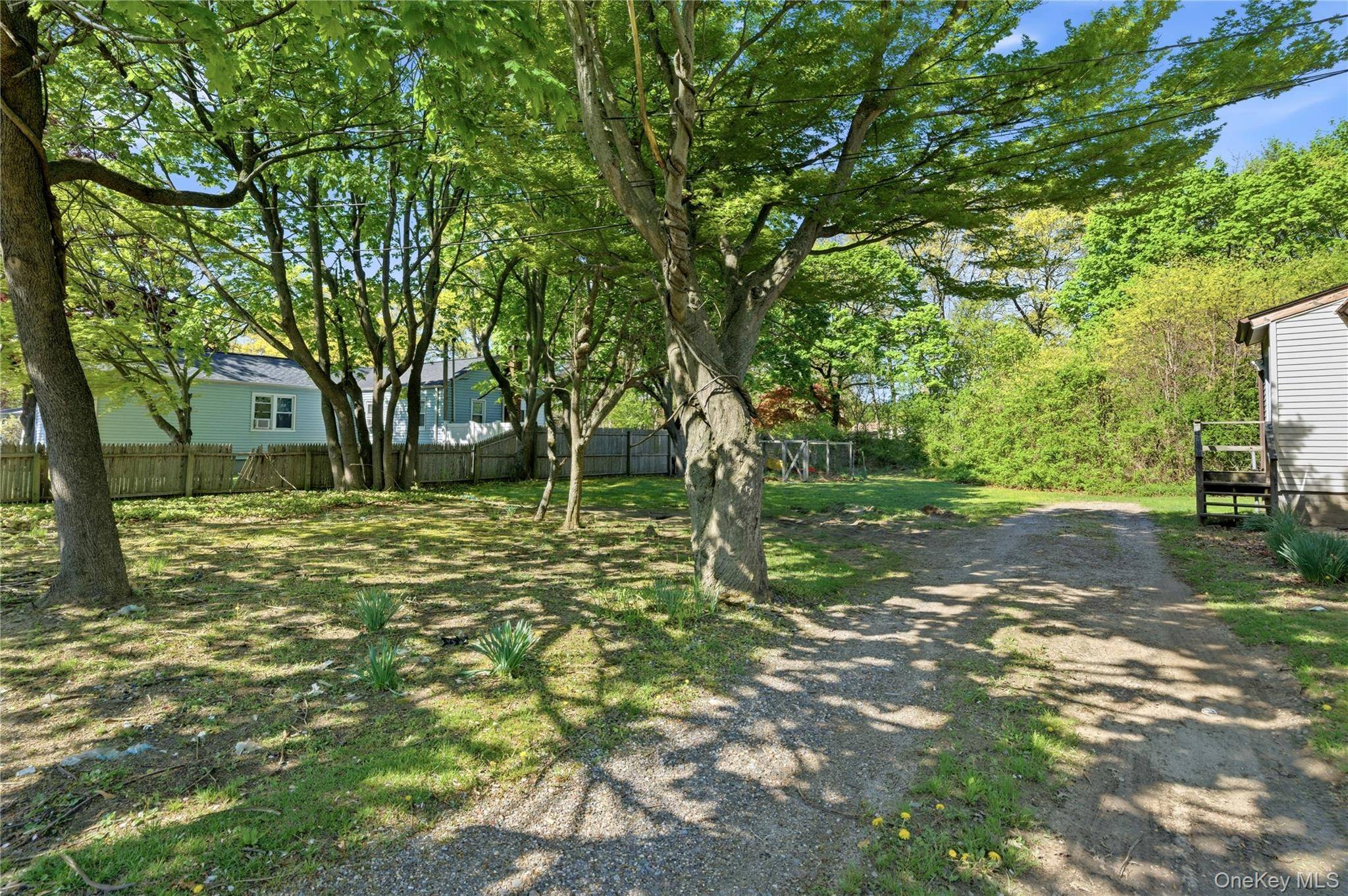 Casa com 3 Quartos à Venda em Ronkonkoma - Nova Iorque - EUA - 4