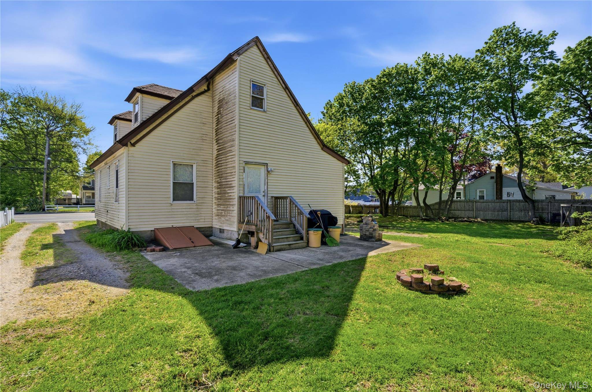 Casa com 3 Quartos à Venda em Ronkonkoma - Nova Iorque - EUA - 6