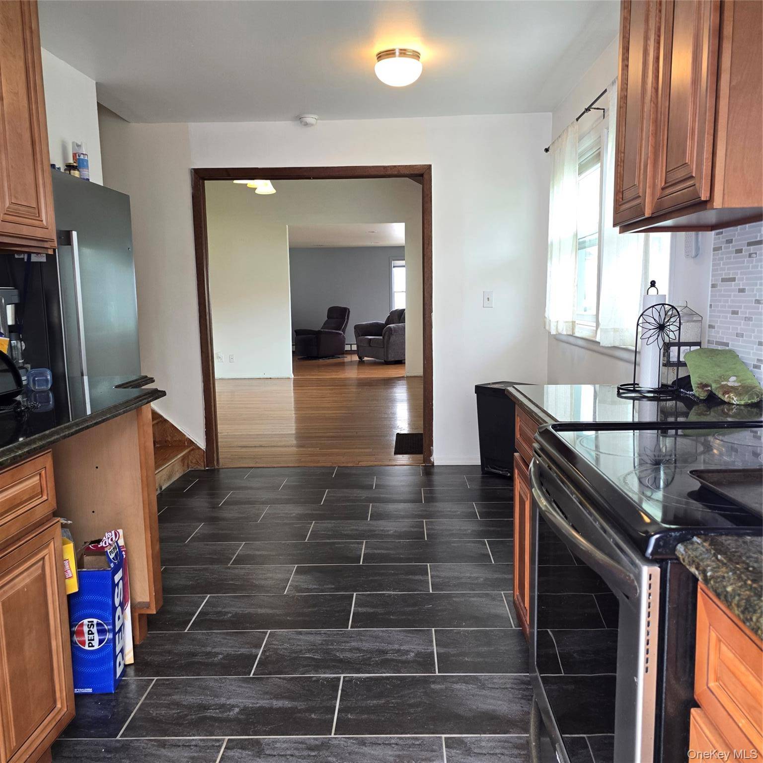 3 Bedroom Home for Sale in Roosevelt - New York - USA - 7
