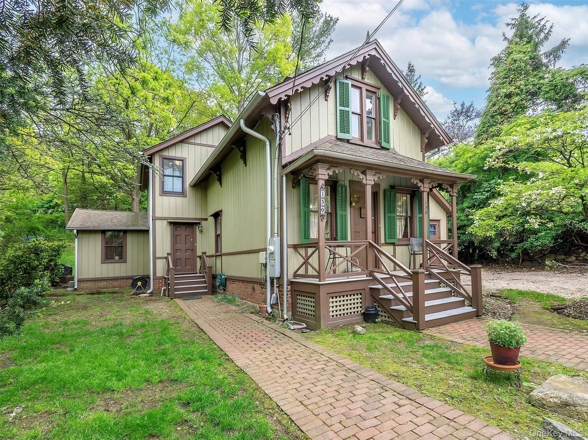 Casa de 3 Dormitorios en Venta en Roslyn - Nueva York - EE. UU. - 2