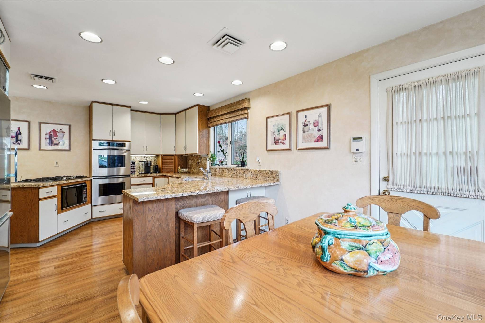 Casa com 3 Quartos à Venda em Rye Brook - Nova Iorque - EUA - 8