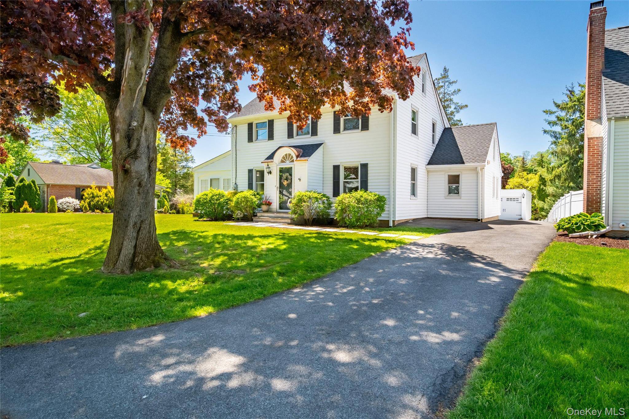 3 Bedroom Home for Sale in Rye Brook - New York - USA - 3